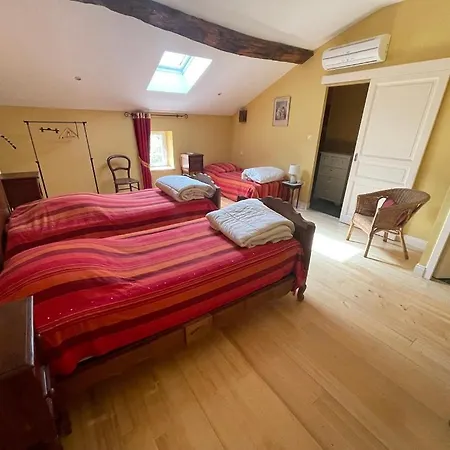 La Ferme De Villeneuve Pensionat 3*