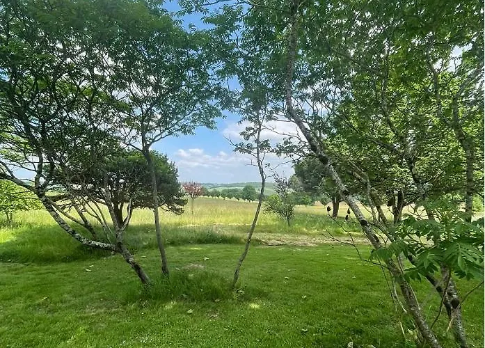 La Ferme De Villeneuve 3*